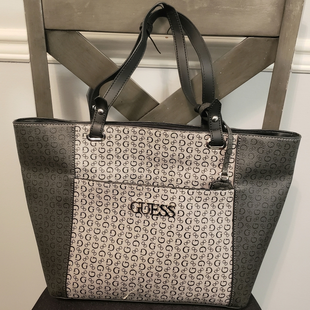 Guess large Grey shoulder bag